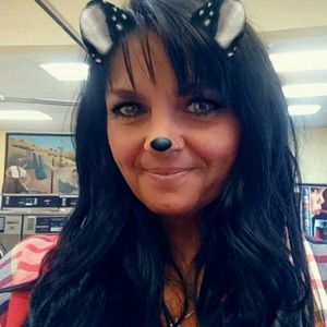 Meet your Posher, Kimberly